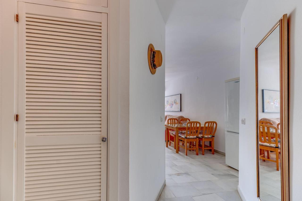 Homeforguest Bright Studio In La Carihuela Near The Beach トレモリノス エクステリア 写真