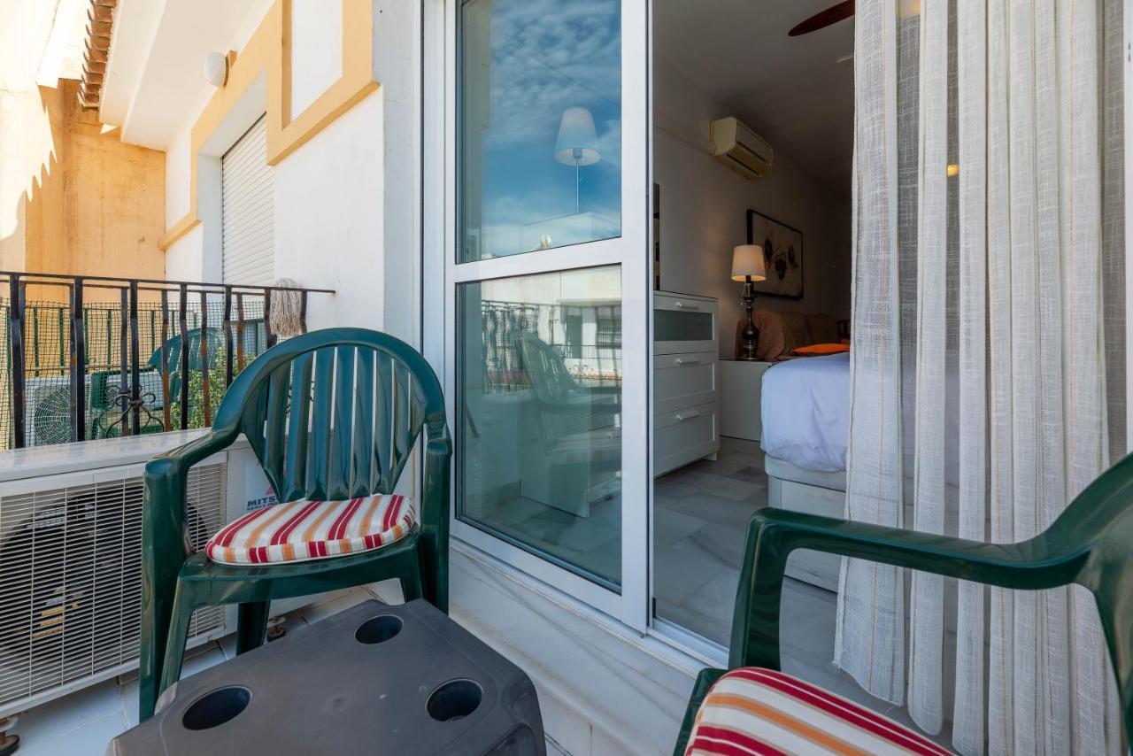Homeforguest Bright Studio In La Carihuela Near The Beach トレモリノス エクステリア 写真