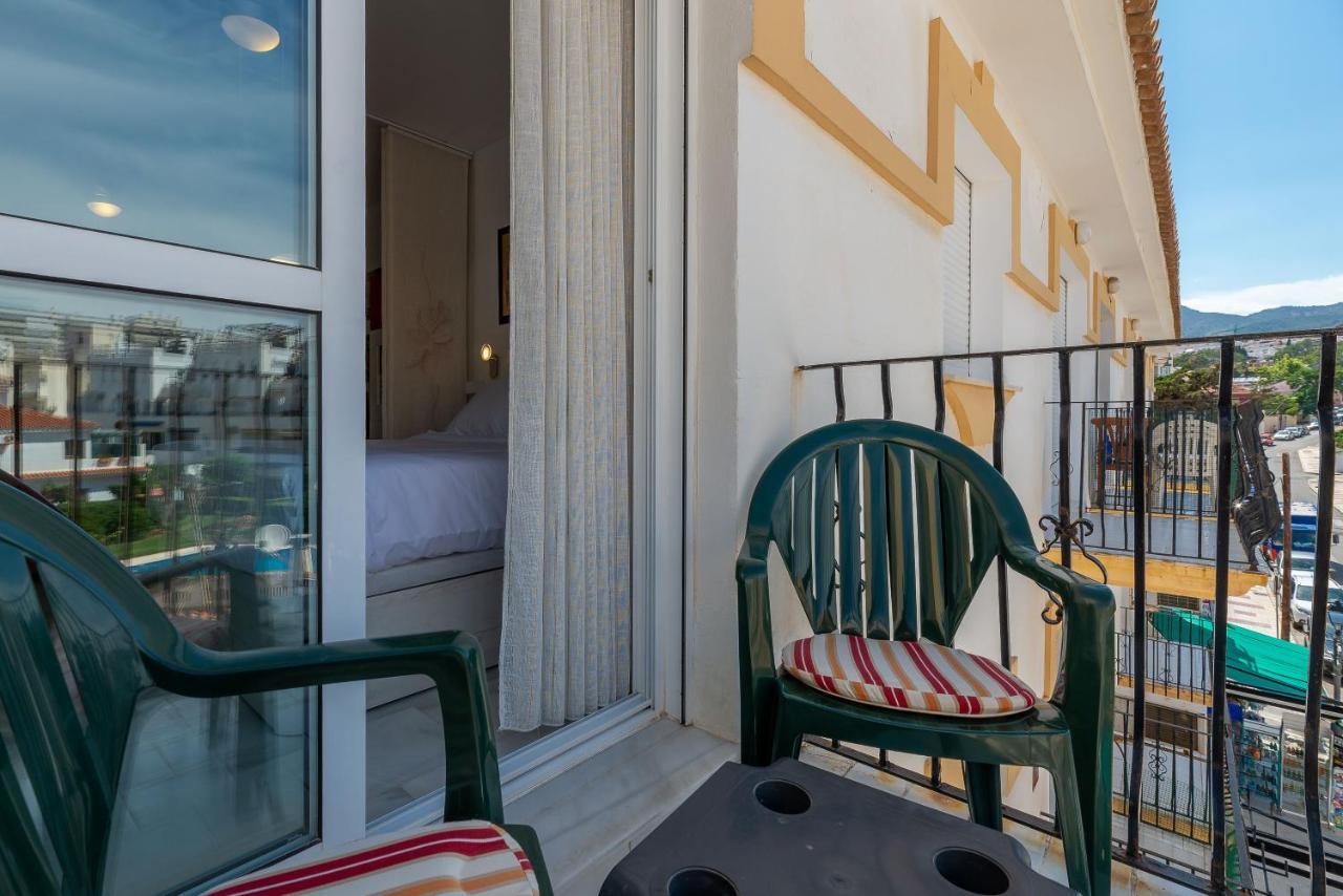Homeforguest Bright Studio In La Carihuela Near The Beach トレモリノス エクステリア 写真