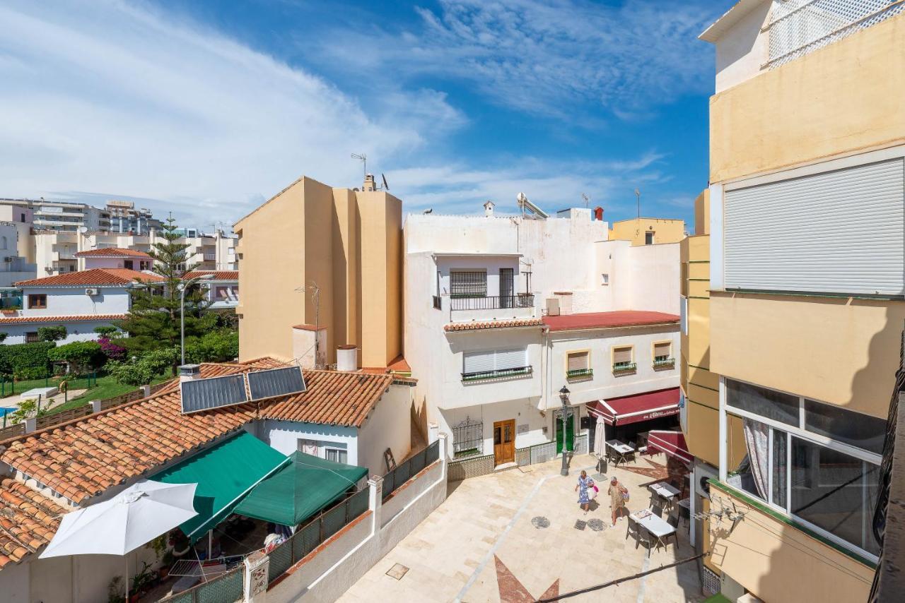 Homeforguest Bright Studio In La Carihuela Near The Beach トレモリノス エクステリア 写真